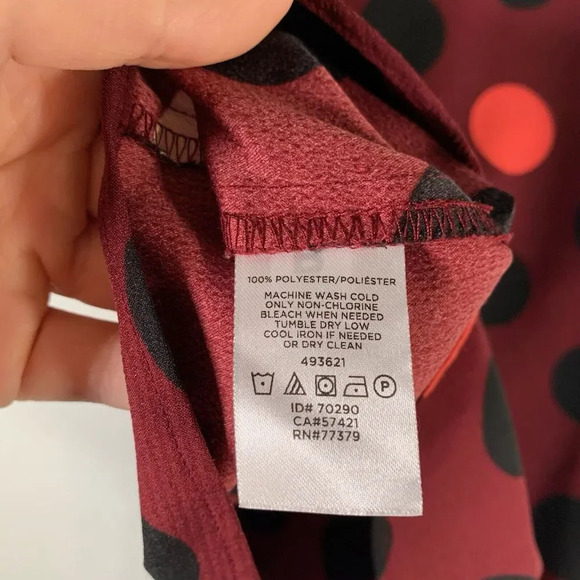 Ann Taylor Blouse Women’s XS Red Polka Dot Cold Shoulder V-neck Top - Picture 5 of 6
